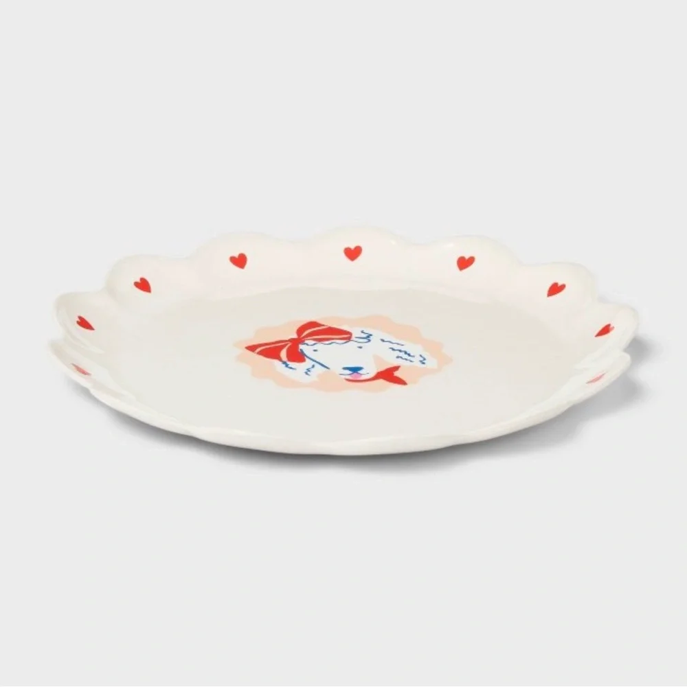Pillowfort 10.5” Scallop Valentine Dog Dinner Plate – Red Bow – New